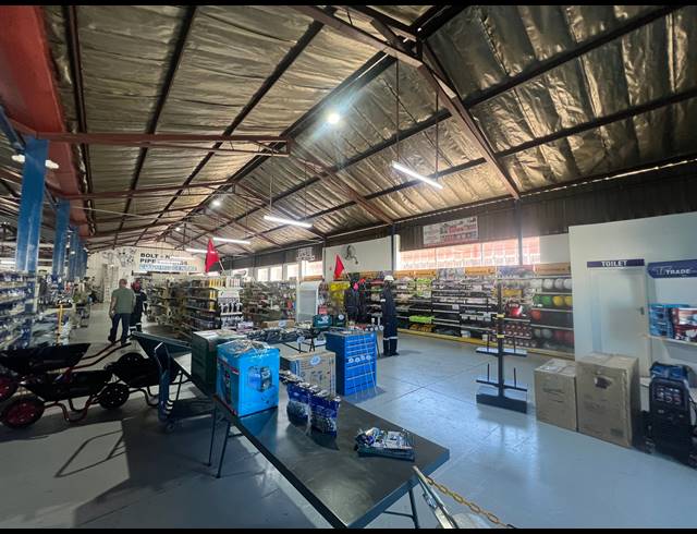 1,300M² FACTORY FOR SALE IN ALRODE SOUTH